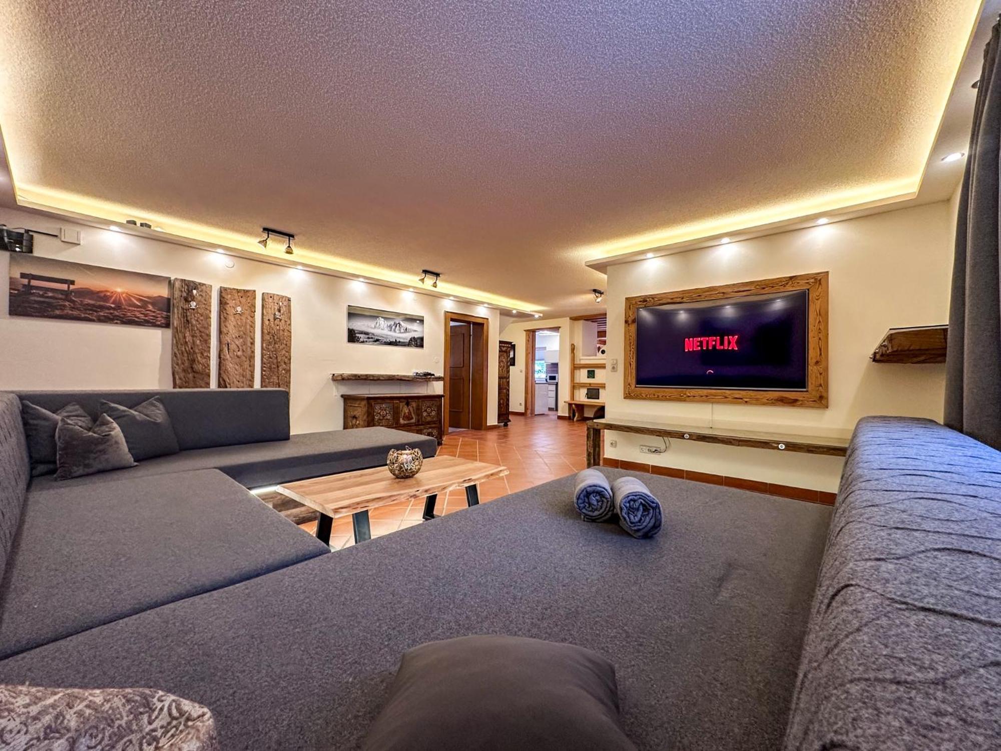 Albrecht Apartment